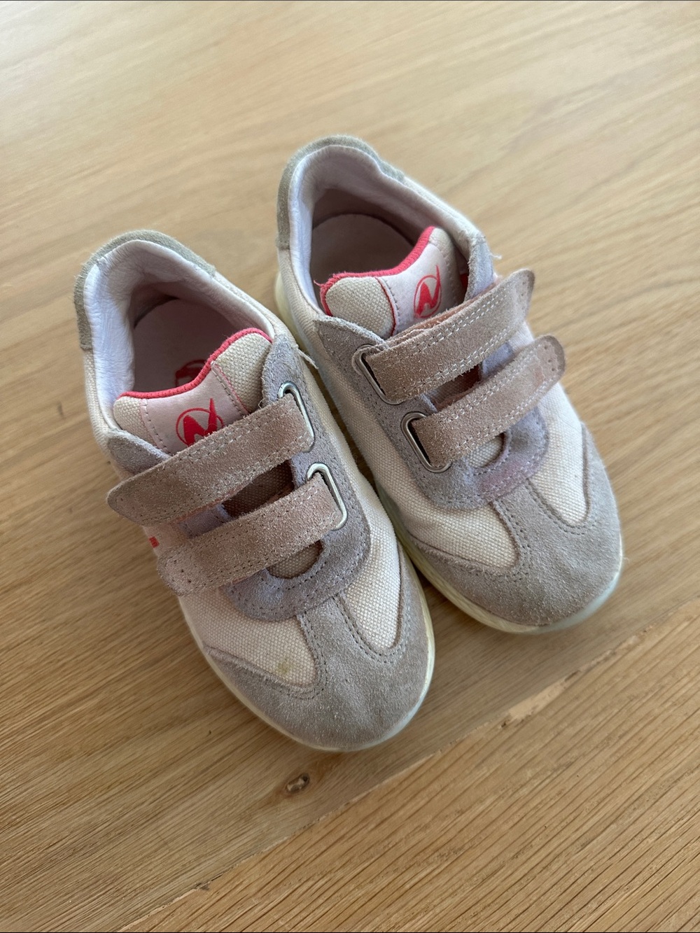 Naturino Beige and Pink Kids Velcro Sneakers